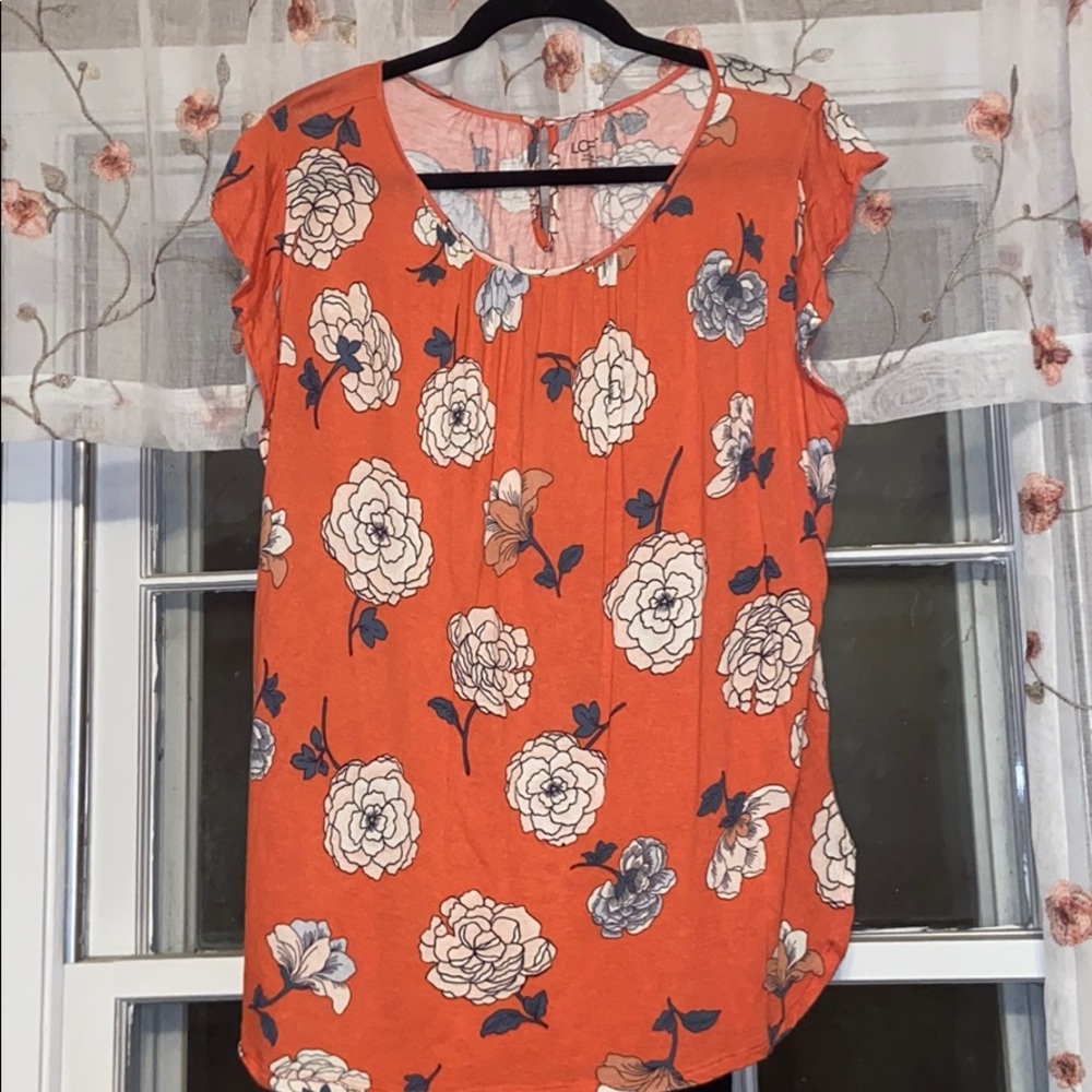 Coral top